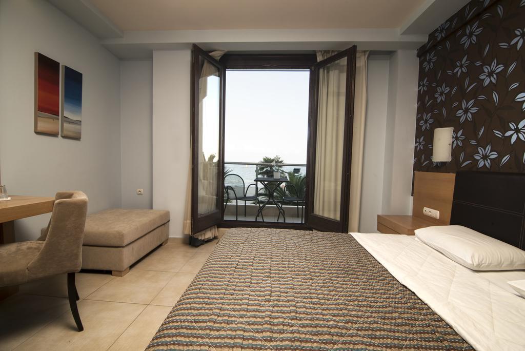 Mistral Hotel Paralia Katerinis Exterior photo